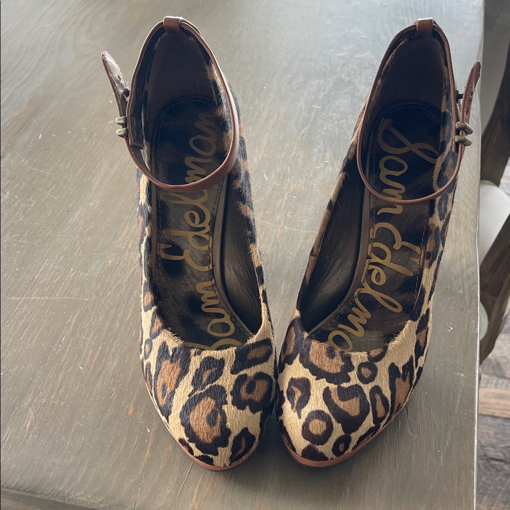 Sam Edelman Brown Leopard Print Heels